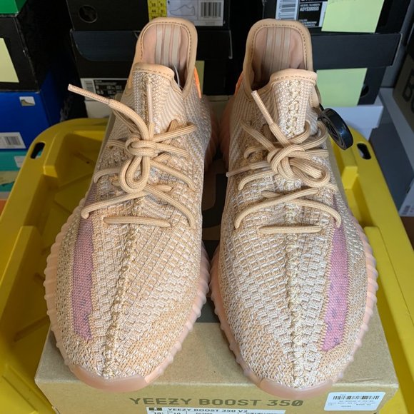 yeezy boost 350 v2 clay eg7490